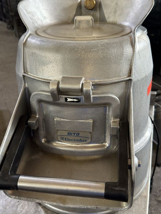 Професионална картофобелачка DITO Electrolux