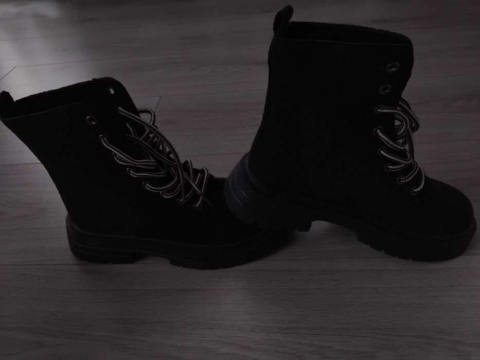 Дамски зимни ботуши