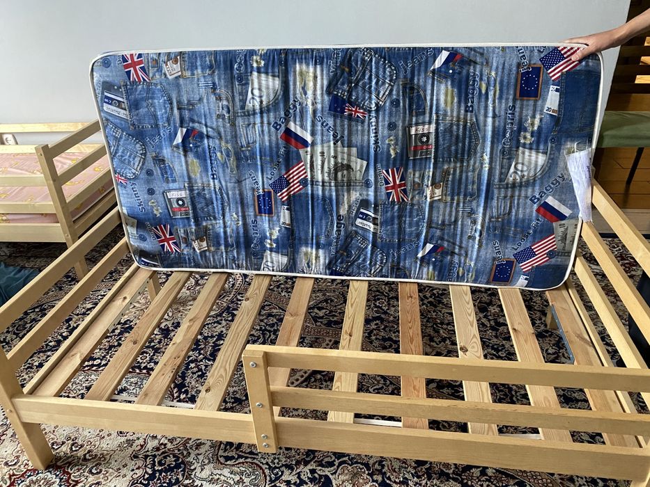 Продам кровать детскую