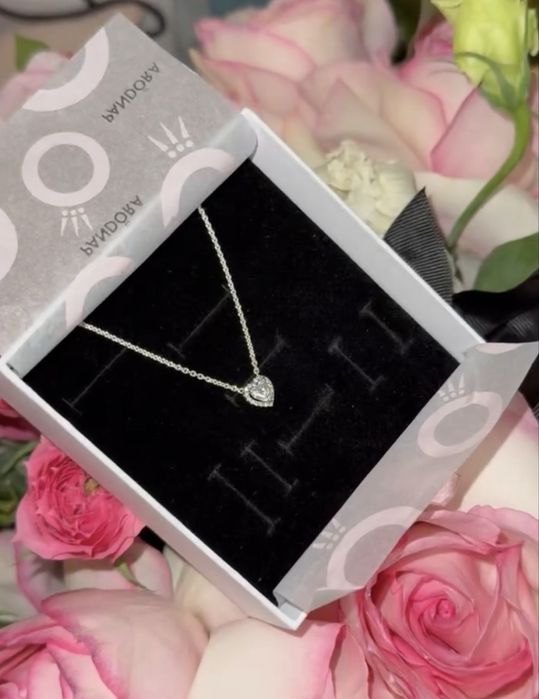 продам Pandora колье