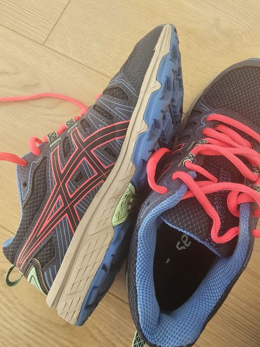 Маратонки Asics. Размер 35. Оригинални