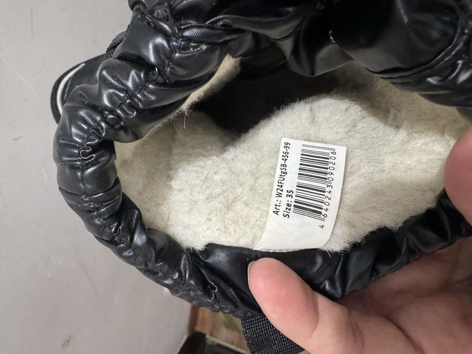 Продам зимние сапоги для девочки 35 размер