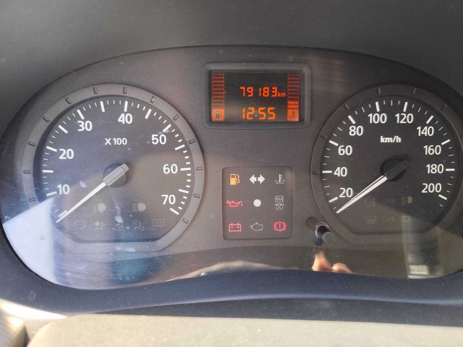 De vanzare Dacia Sandero din 2008 cmc 1400  benzina  .