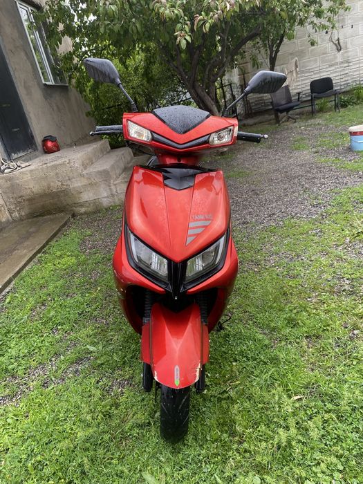 М8 мопед скутер 150куб