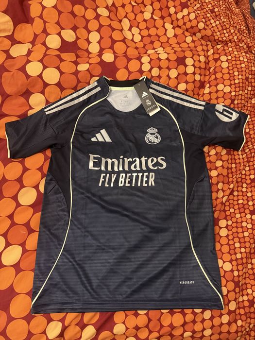 Tricou real madrid