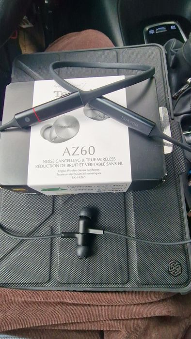 Casti wireless  tehnice az60 și huawei freelace