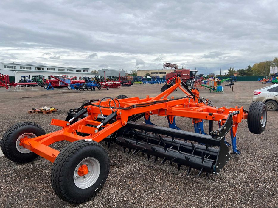 Продам плуг чизельный ПЧП-4,5 прицепной