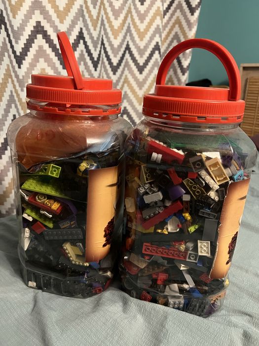 Lego лего оригинал, 2 огромные банки