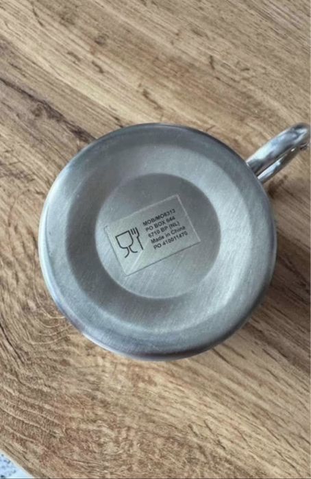 Нова чаша с карабинер Helly Hansen