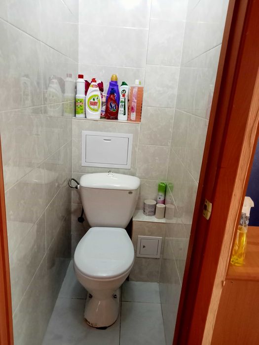 Продаю срочно трехкомн квартиру