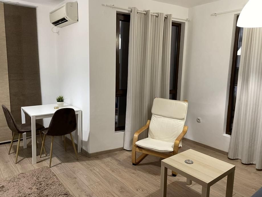 Дава се под наем Двустаен апартамент в Пловдив, Кършияка - 55 кв.м за 350 € - Снимка #1