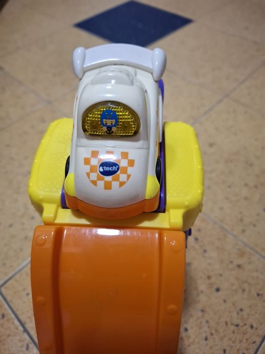 Писта  Vtech с 1 количка