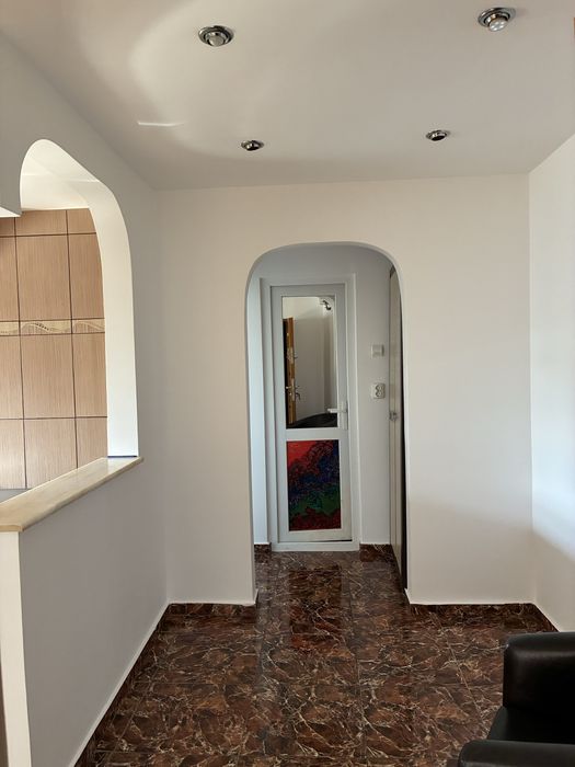 Apartament decomandat 2 camere etajul 3