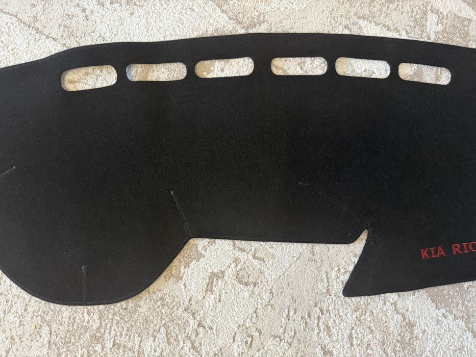 Накидка на панель киа рио