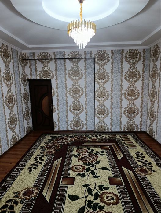 Срочно 2 хоналик янги гиштлик домдан квартира сотилади 60 квм