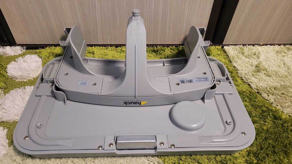 Masa pentru bebelusi