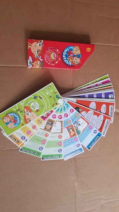 Conuri bicicleta si carduri educationale