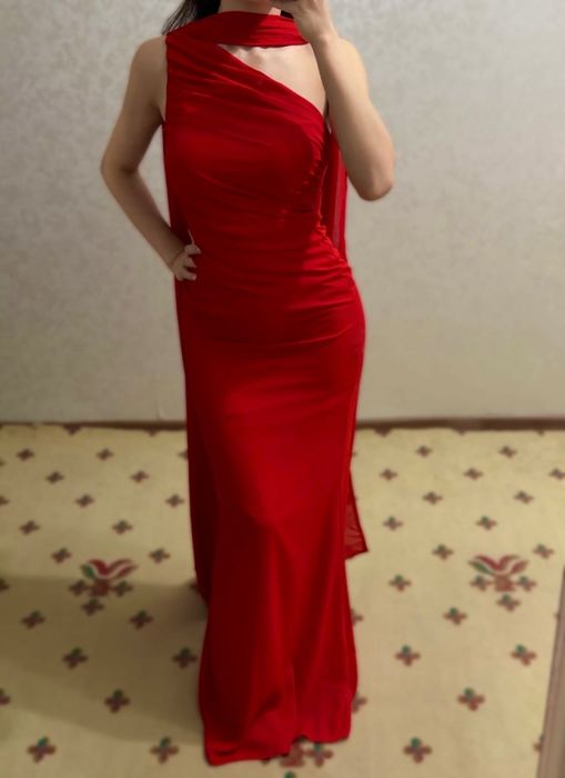 Роскошное платье в греческом стиле