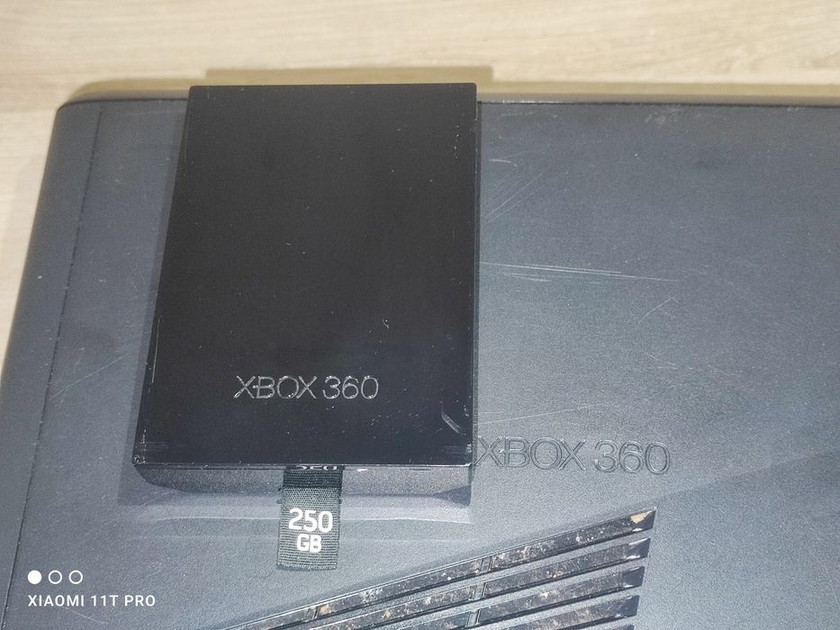 Xbox 360 Slim 250GB