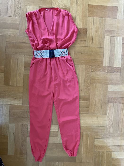 Salopeta material fin roz/fuchsia potrivită pt S-M