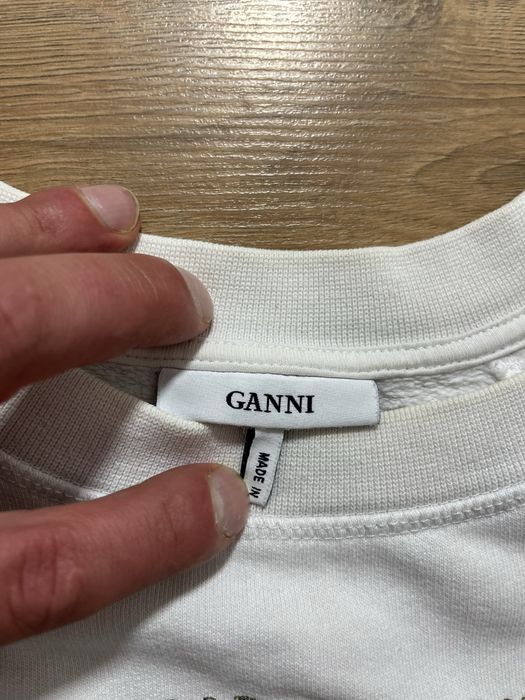 Gucci оригинална дамска блуза размер М