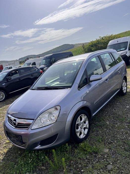 Opel zafira 1.9cdti 2008  7 locuri stare foarte buna
