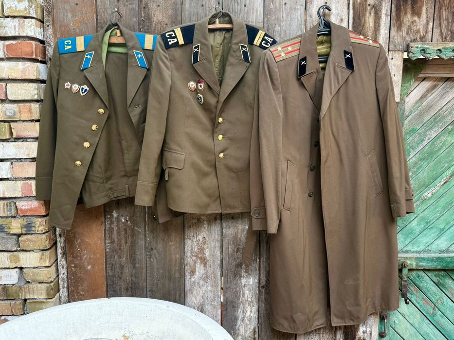 Вещи армейские и пилотки