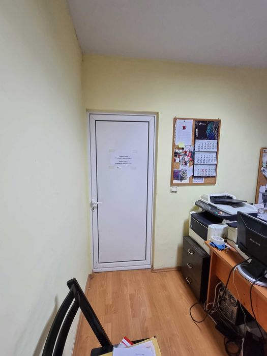 Продава се Офис в Разград, Освобождение - 81 кв.м за 1266 €/кв.м - Снимка #1