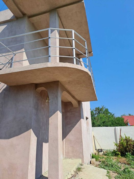 Proprietar – Gospodărie mare 5.600 mp, casă, livadă bogată, stupină și lac, com. Potlogi, Dambovita
