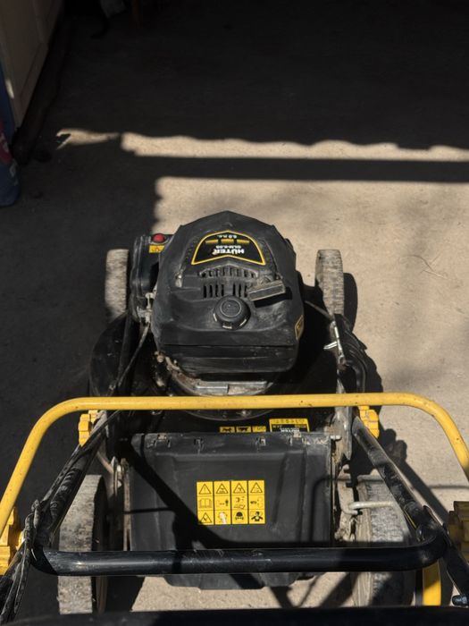 Газоный косилка