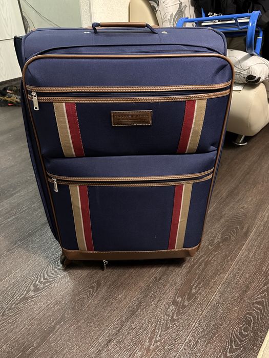 Чемоданы Tommi hilfiger