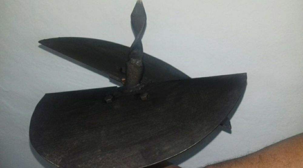 Burghiu manual pentru gropi în pământ reglabil cu discuri 20 cm