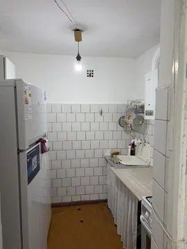 Срочно Продаётся Мирабад Авиагородок 3/4/4 ремонта нет  локации топ !