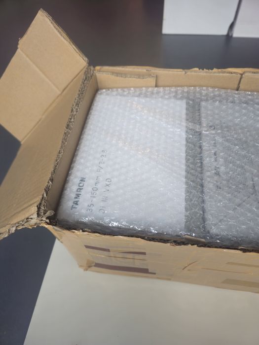 Tamron 35-150 sigilat 3 ani garantie EU (si internationala)