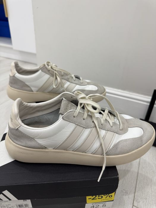 Кроссовки Adidas