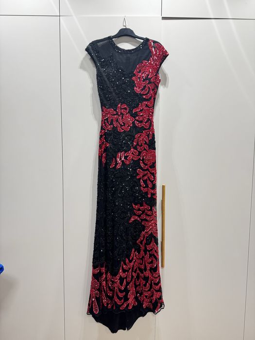 Вечернее платье в отличном состоянии