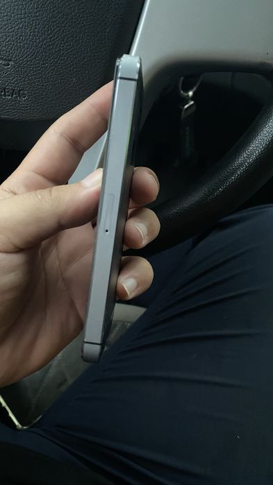 Продам iPhone 5s 64 ГБ