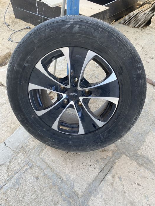 285/60/18 пакрышка с дисками