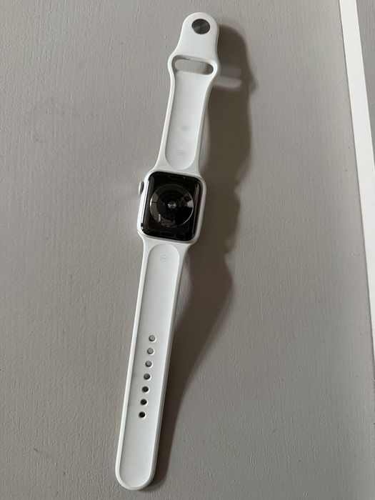 Apple Watch 5, 40мм