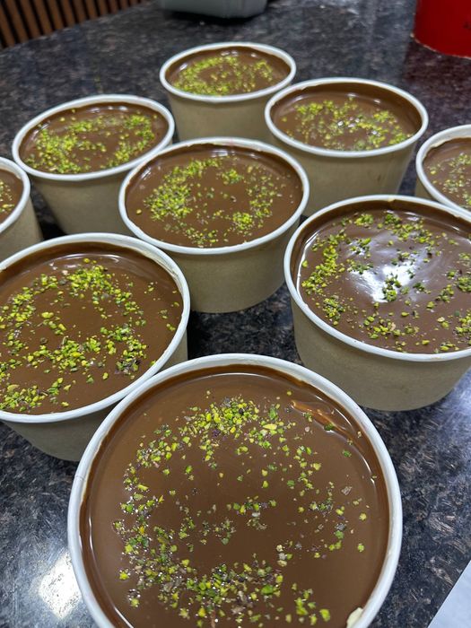 Пеку на заказ разнообразные торты и печеное.готовлю ковурдок и котлеты