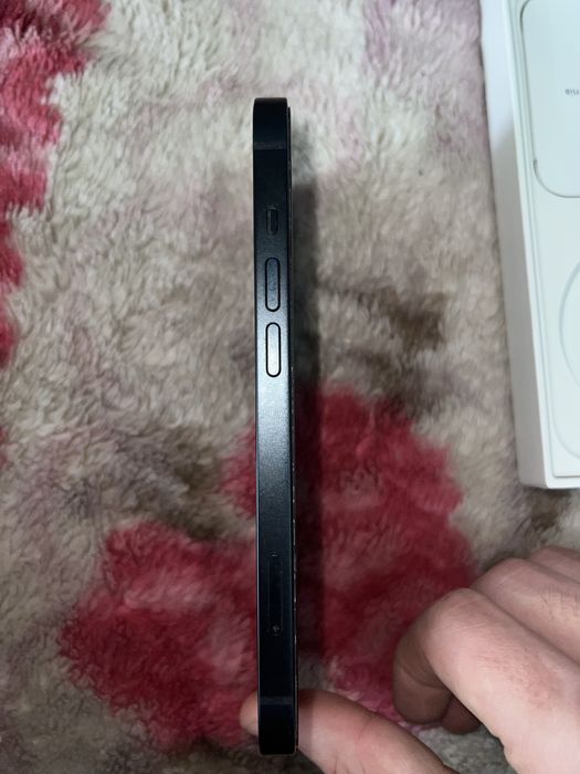 Айфон 13 с коробкой