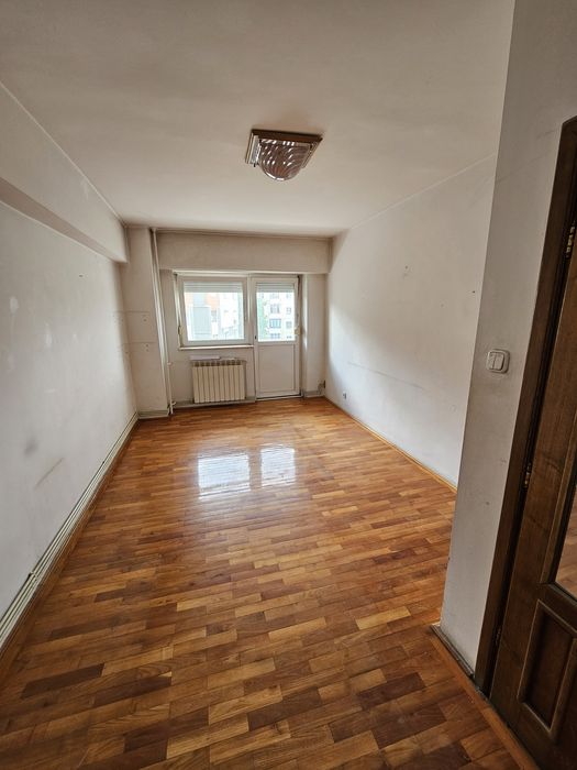 Apartament 4 camere A.I. Cuza