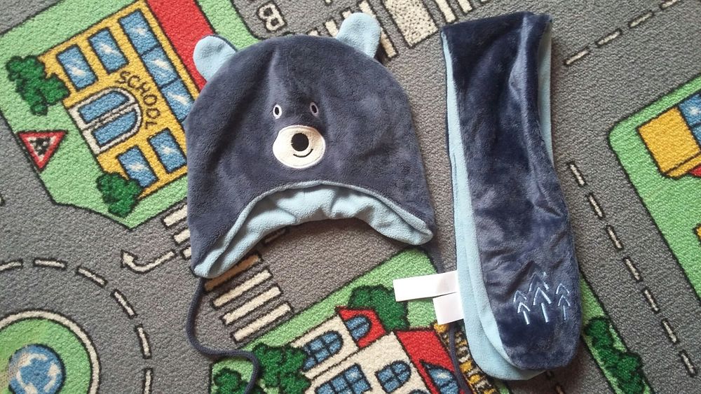 Бебешки комплект шапка и шал