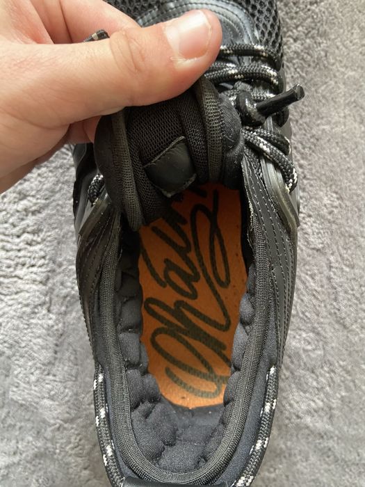 Versace chain reaction