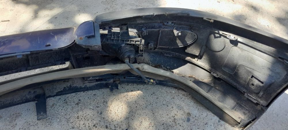 Бампер передний Опель Омега В