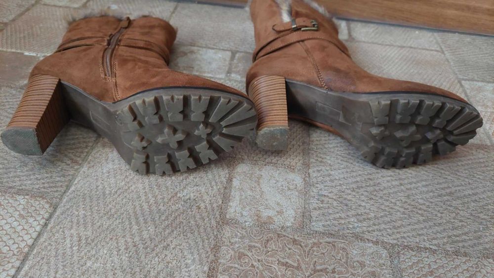 Зимни подплатени боти, с висок ток цвят камел  38 номер Lemon Tree