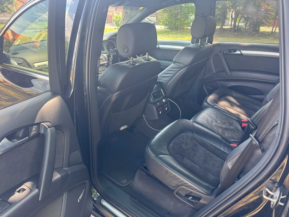 AUDI Q7 3.0 tdi quattro