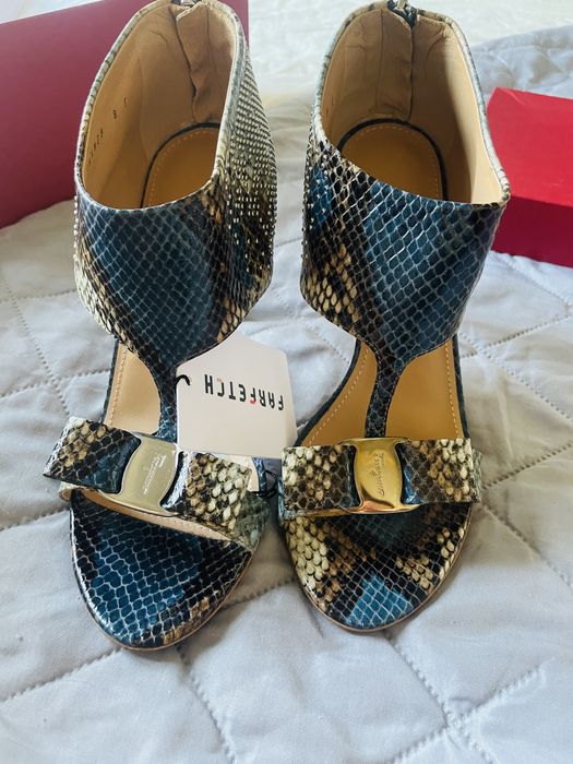 Обувь Босоножки Salvatore Ferragamo