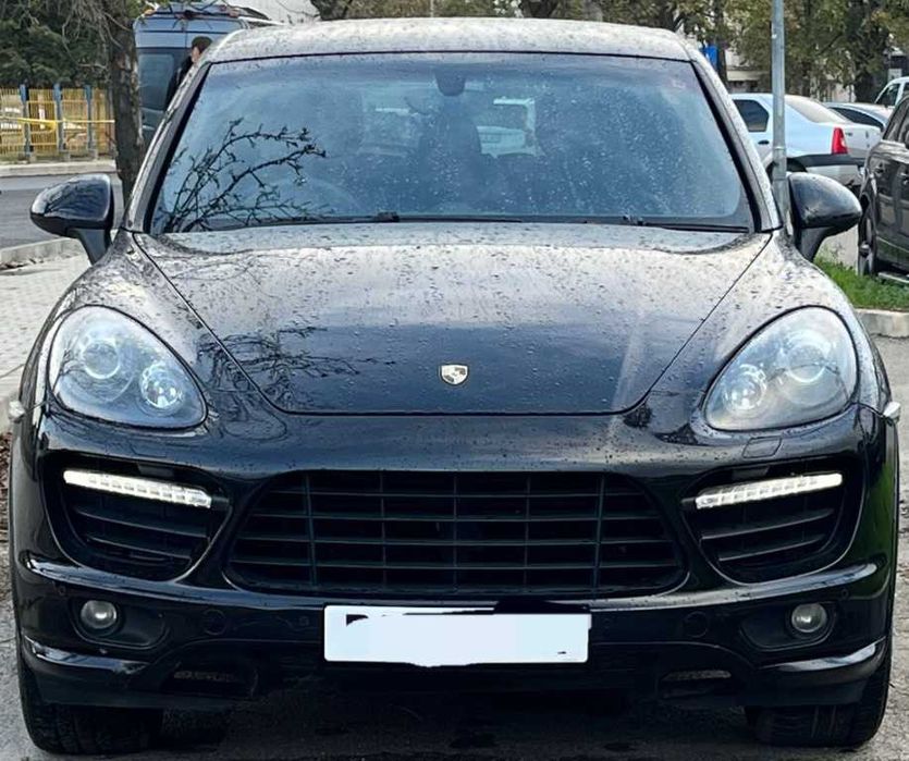 Dezmembram Porsche Cayenne 92A 4.8 GTS benzina 309 kw, 420 cp An 2015