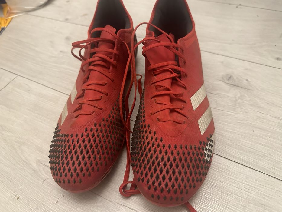 Футбольные бутсы(Адидас)